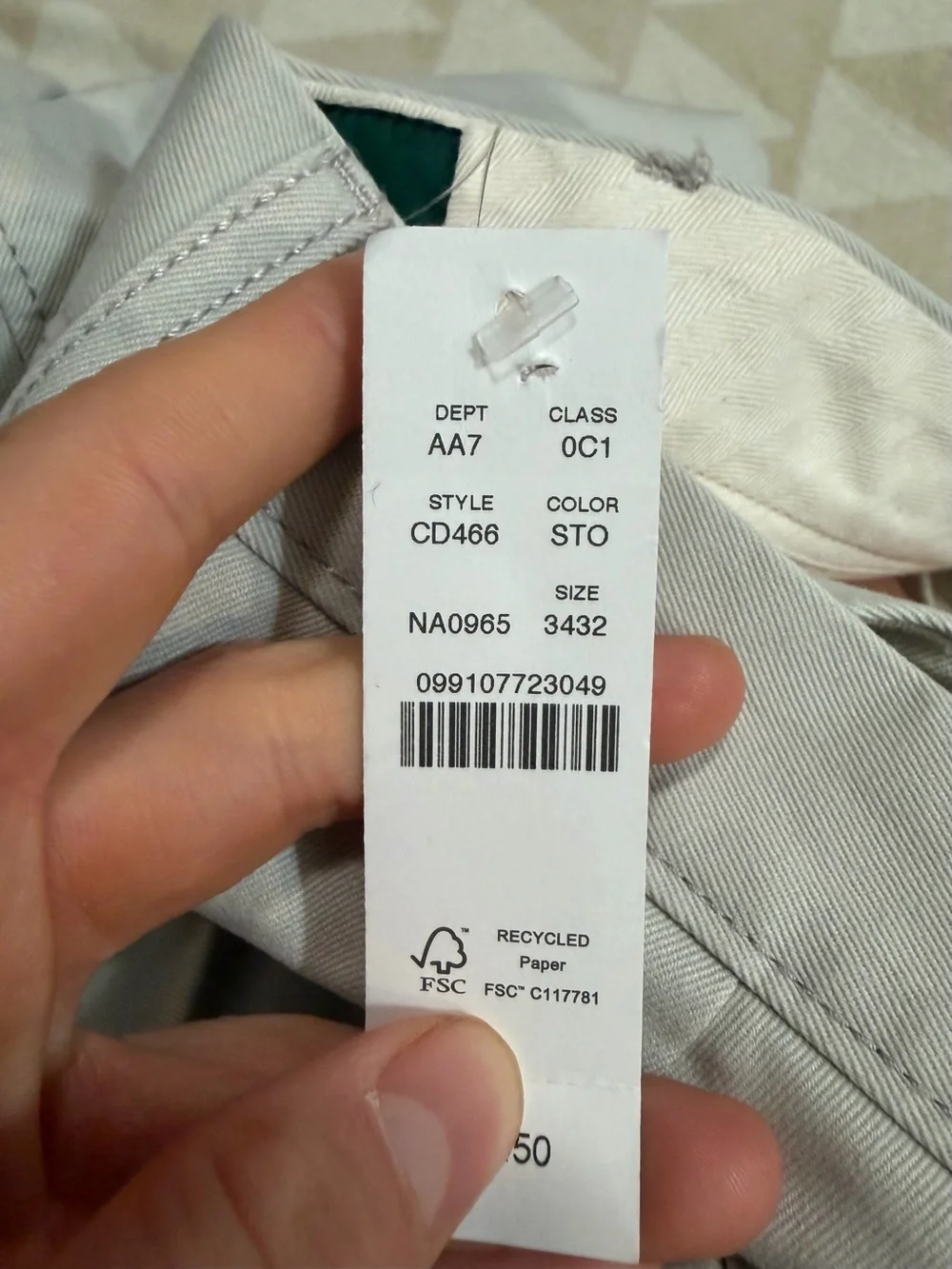 J crew stone Broken-in Straight chino pant size 34 32